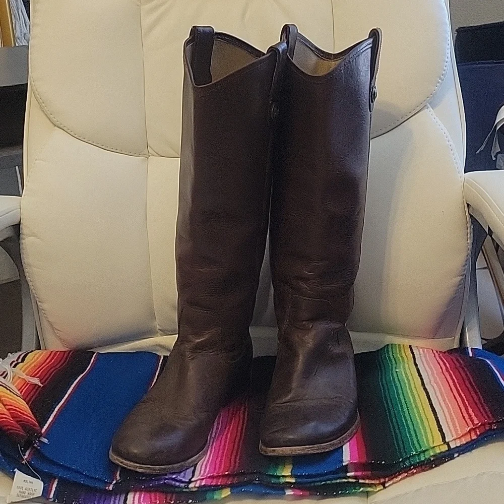 Boots - Picture 1 of 5